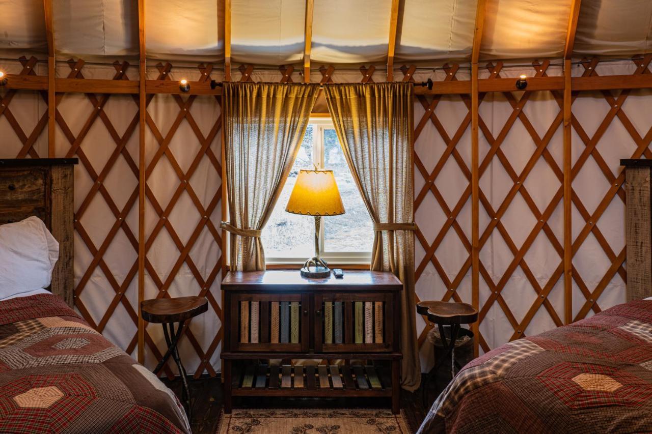 Staynantahala - Smoky Mountain Cabins And Luxury Yurts Aquone Exterior foto